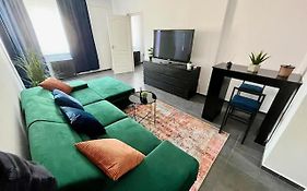 Golden Apartman 1